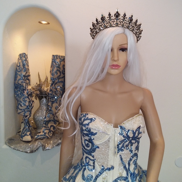 "ARIA" Blue Sequin Damask Wedding Ballgown Set - Picture 5 of 9